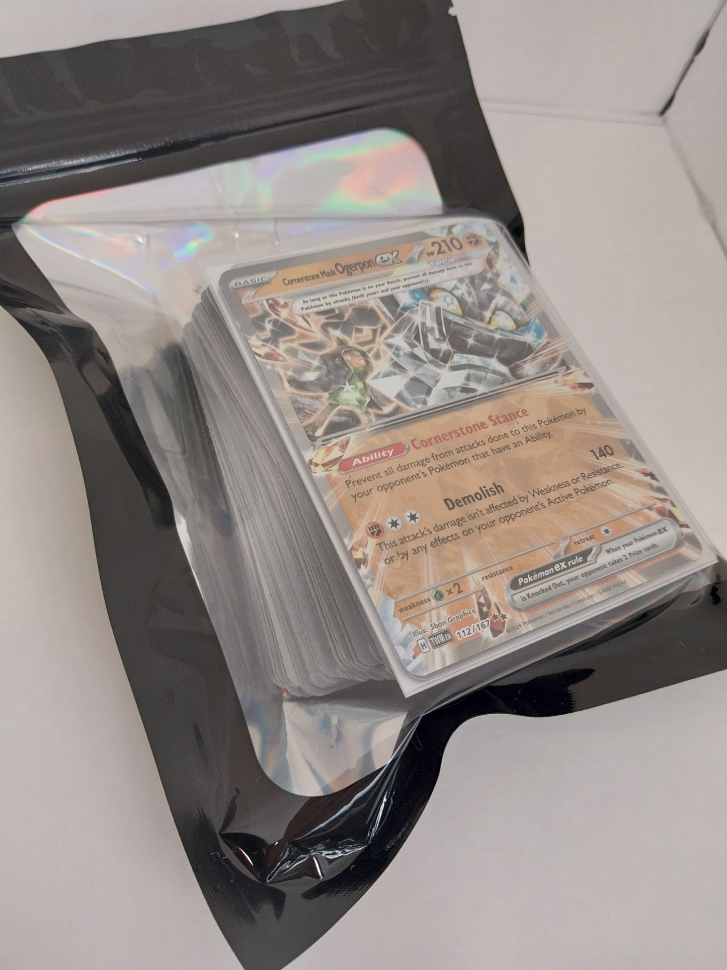 Pokémon: Bulk Lot - English Only - Commons, Rares, Foils, Holofoils - No Energy - 2 Guaranteed EX/V/VSTAR!!!